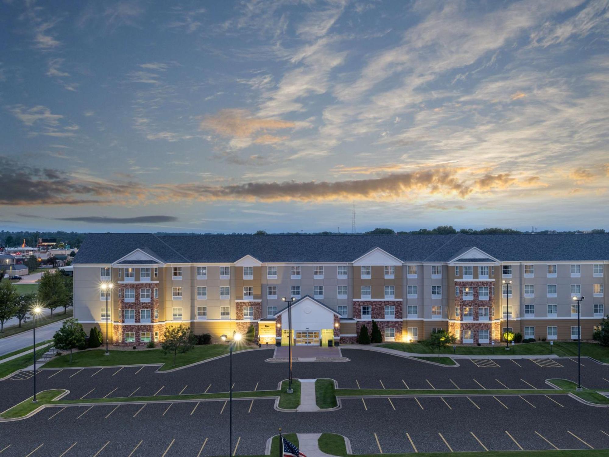 Homewood Suites By Hilton Cedar Rapids-North Exterior foto