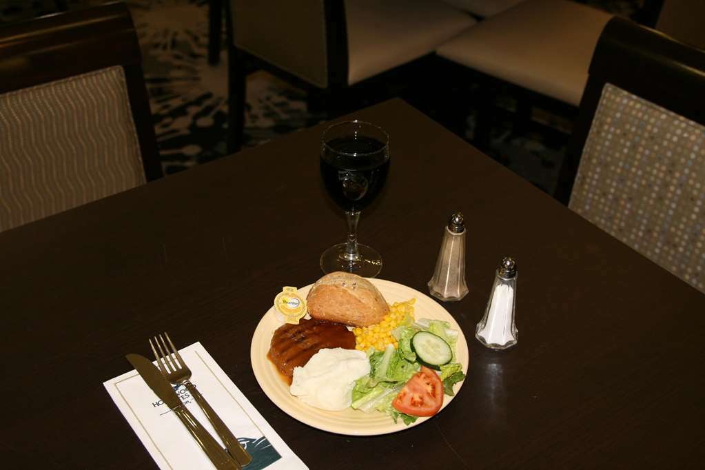 Homewood Suites By Hilton Cedar Rapids-North Restaurante foto